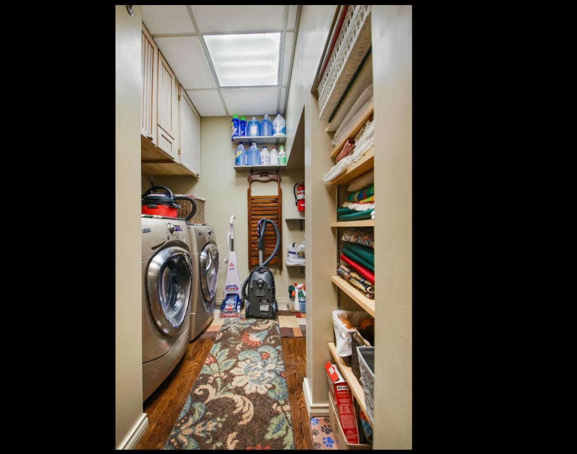 Carnegie Hall Boutique Hotel Ladysmith Dış mekan fotoğraf