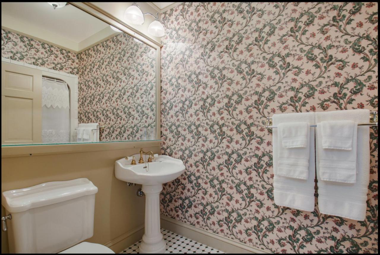 Carnegie Hall Boutique Hotel Ladysmith Dış mekan fotoğraf